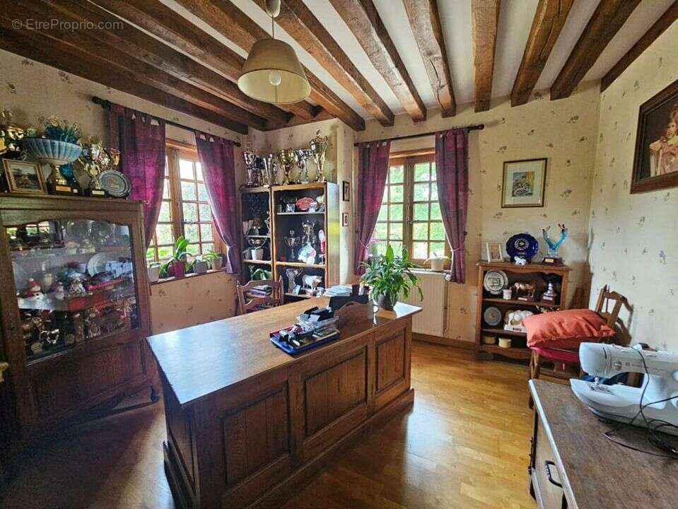 Maison à SAINT-GEORGES-EN-AUGE