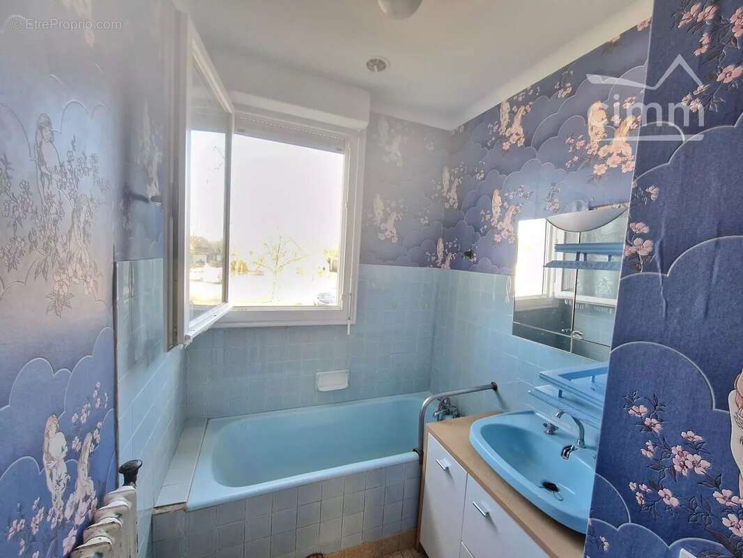 Maison à LES TOUCHES