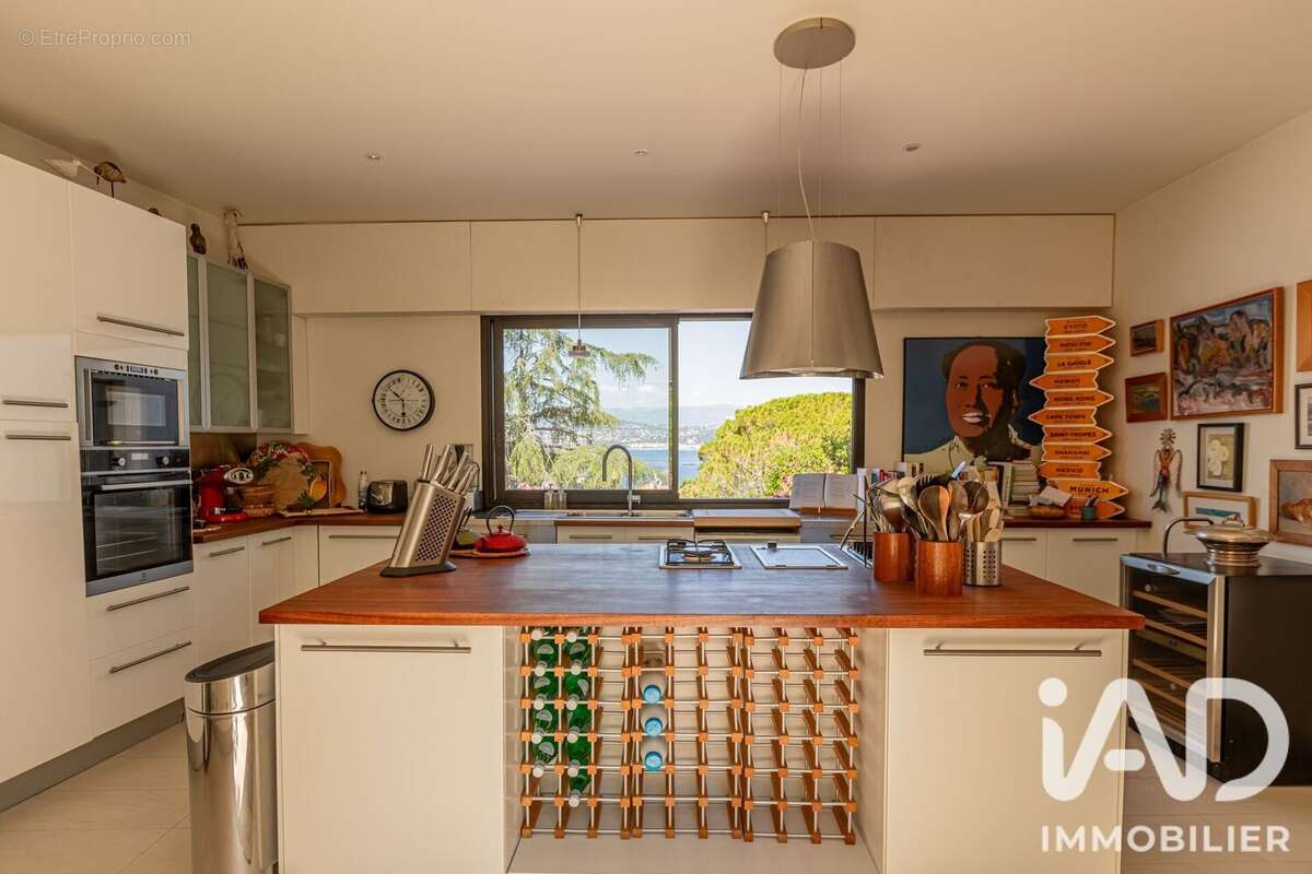 Maison 298 m² à Antibes  - photo 5
