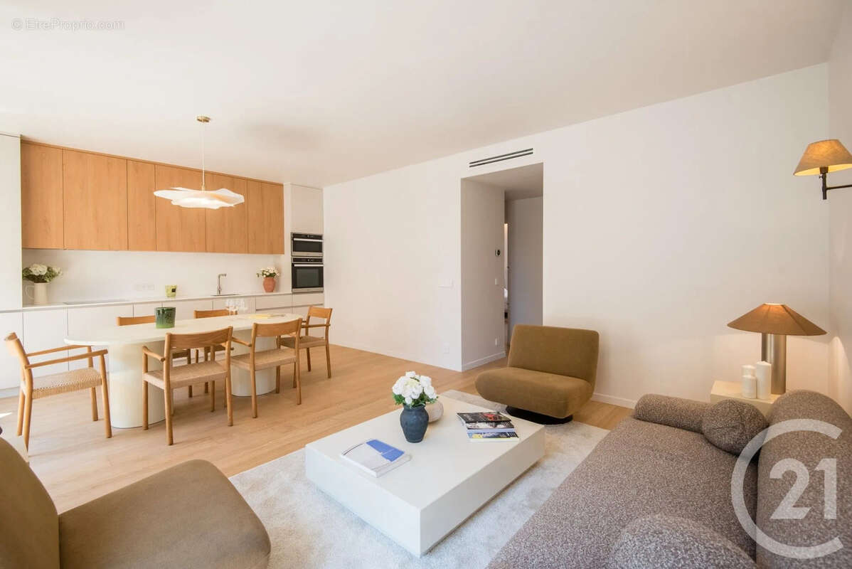 Appartement 76 m² à Nice  - photo 2