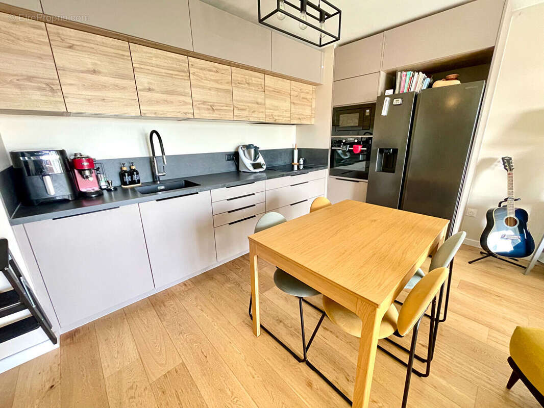 Appartement à COLOMBES