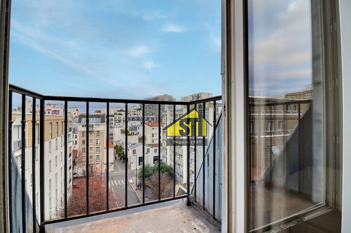 Appartement à PARIS-14E