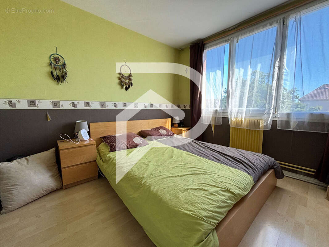 Appartement à LIMEIL-BREVANNES