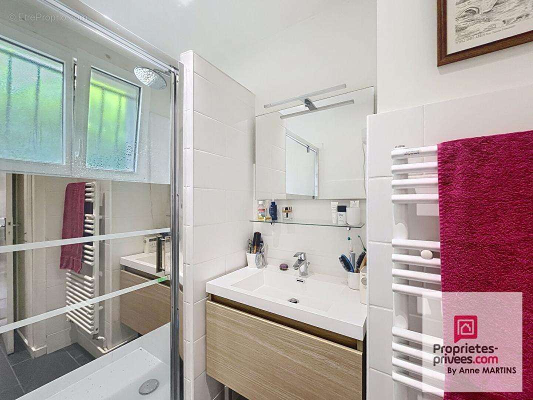 Maison à VIRY-CHATILLON