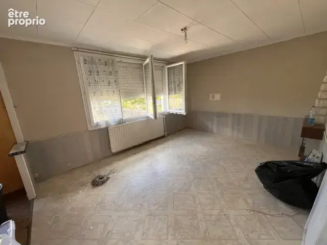Maison  - 2 chambres - garage - photo 2