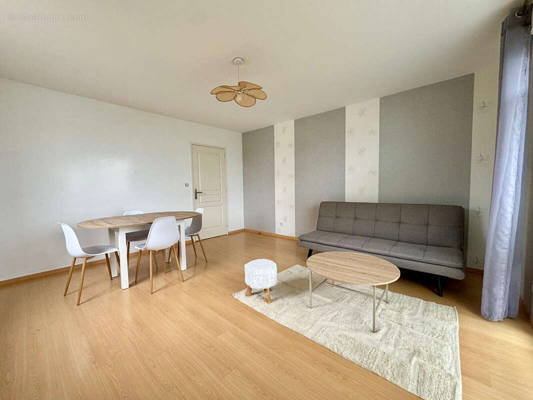 Appartement à LAVAL