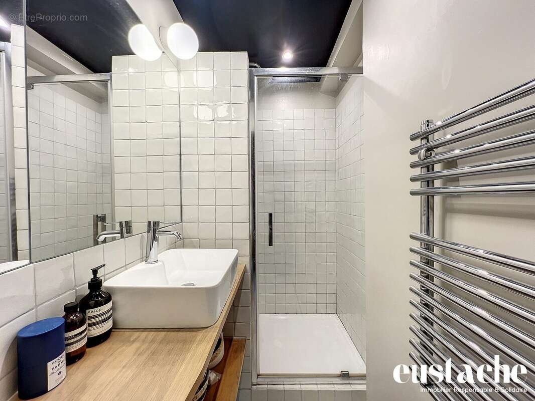 Appartement à PARIS-19E