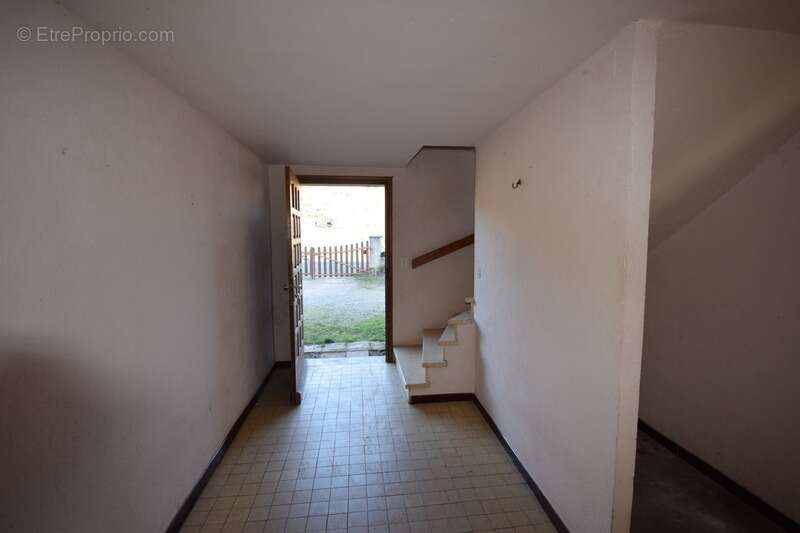 Maison à TOUR-DE-FAURE