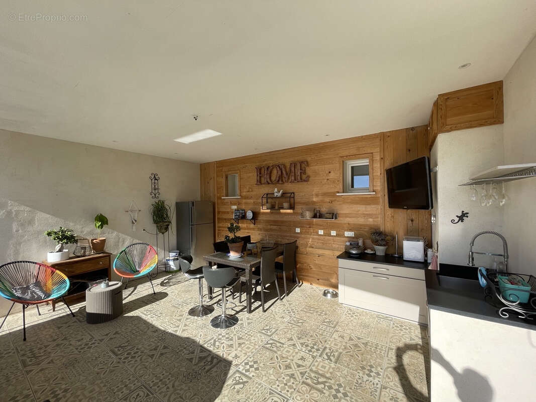 Maison à LA GARDE-FREINET