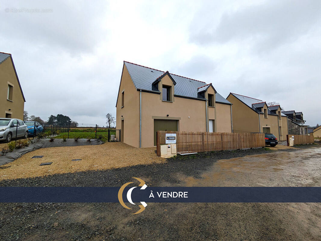 Maison à DOL-DE-BRETAGNE