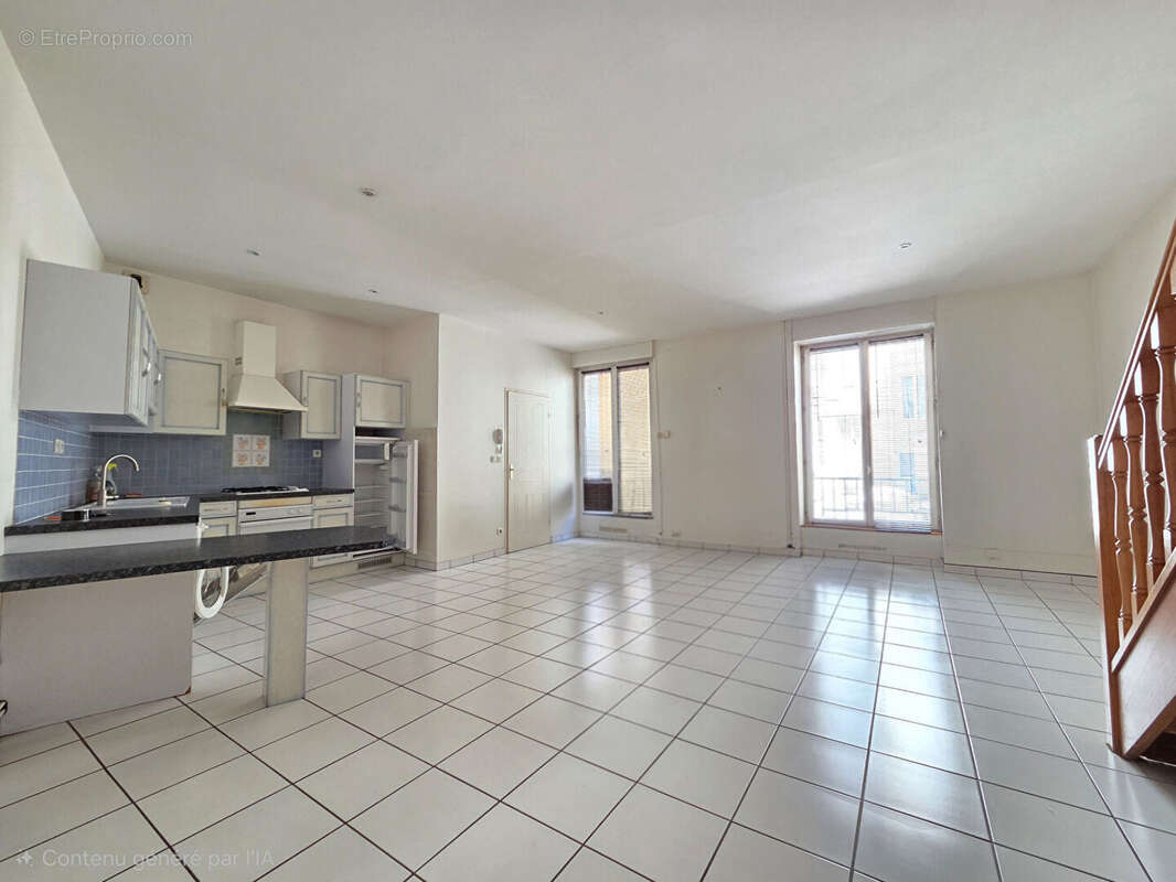 Duplex  hyper-centre Saint-Etienne T3  de 70m² - photo 4