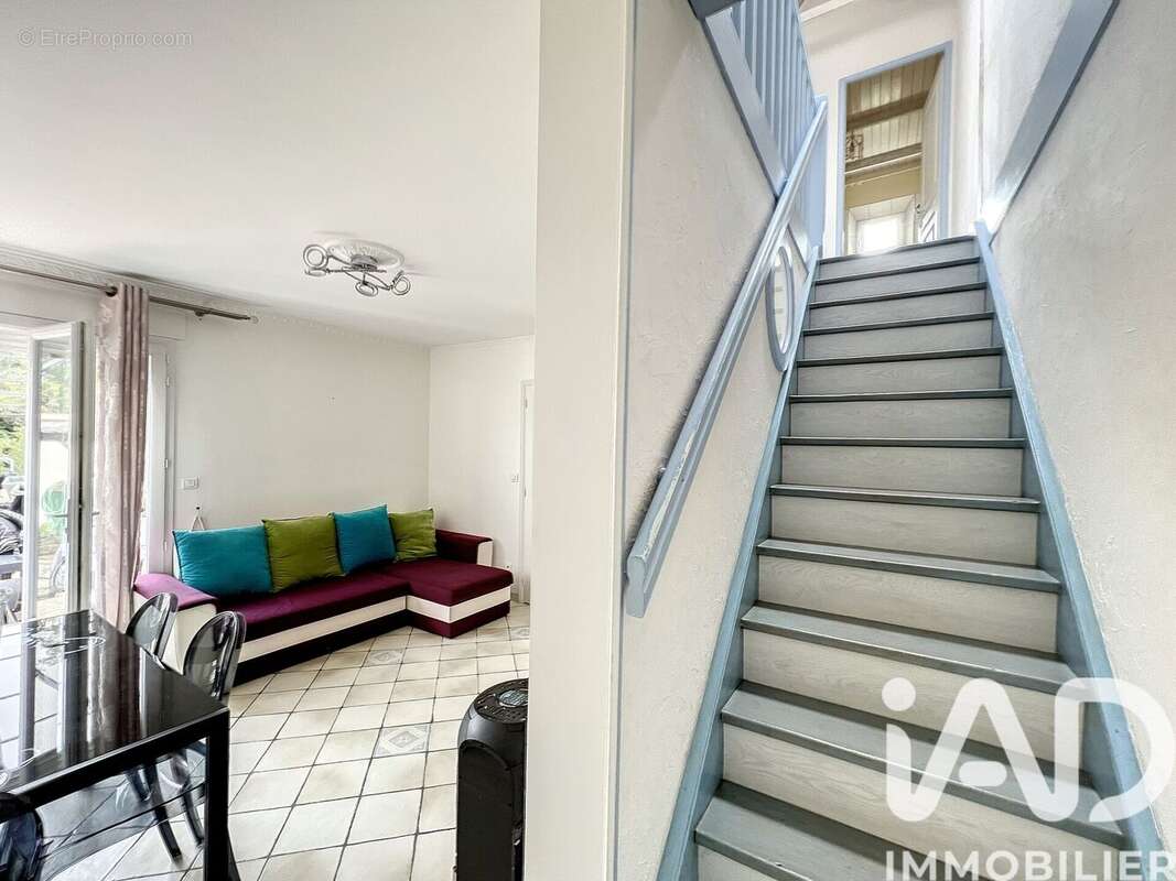 Photo 8 - Appartement à COMBS-LA-VILLE