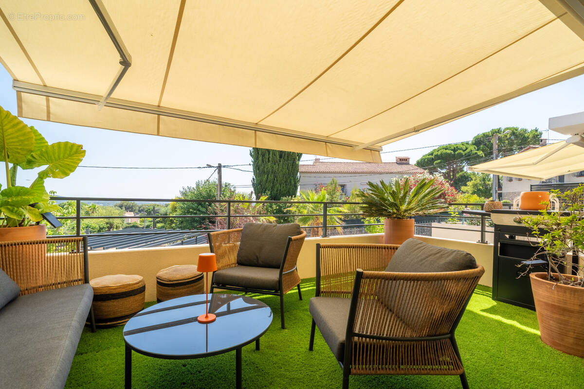 Appartement à SIX-FOURS-LES-PLAGES
