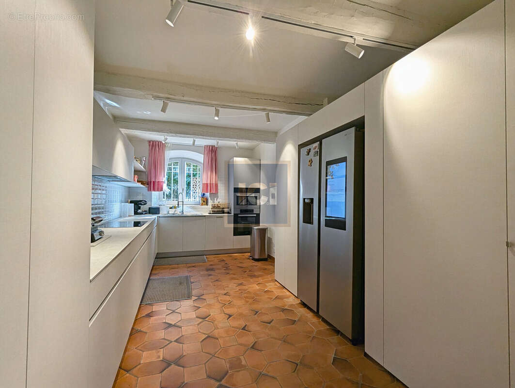 Maison à PLAN-DE-LA-TOUR