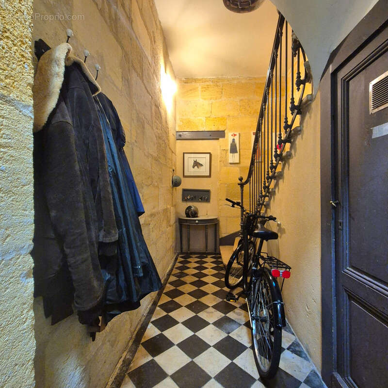 Appartement à BORDEAUX