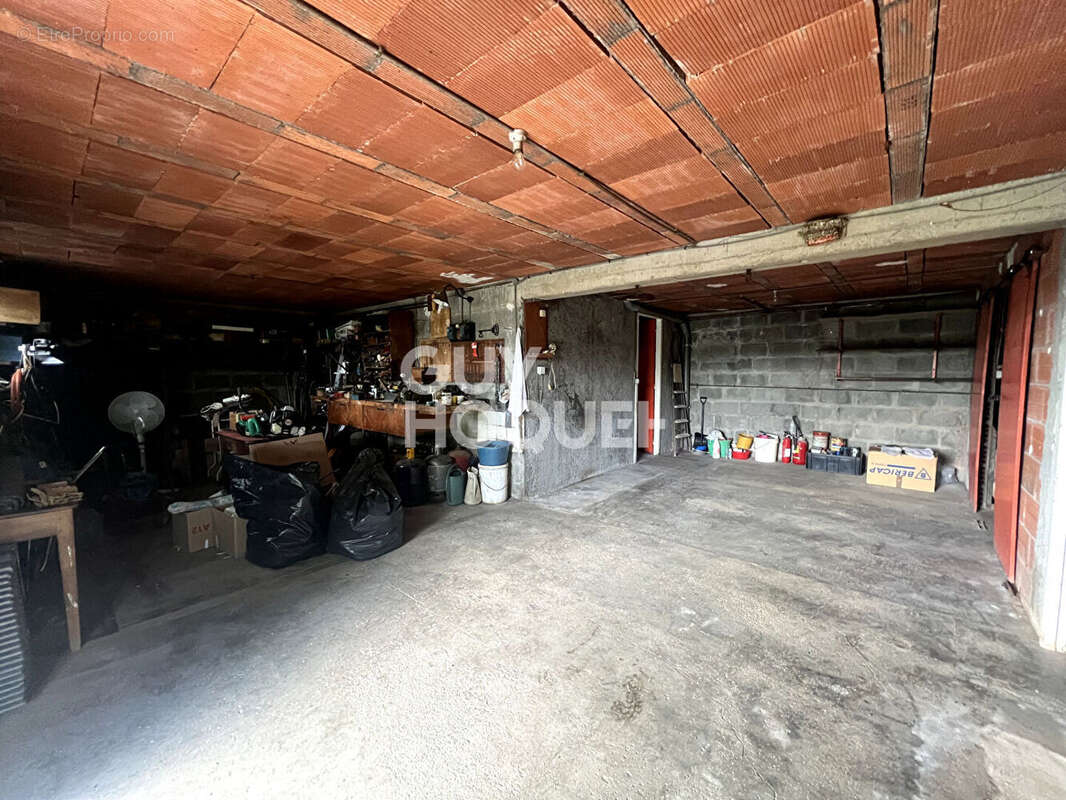 Maison à SAINT-PRIEST-DES-CHAMPS