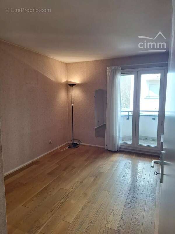 Appartement à ROMAINVILLE