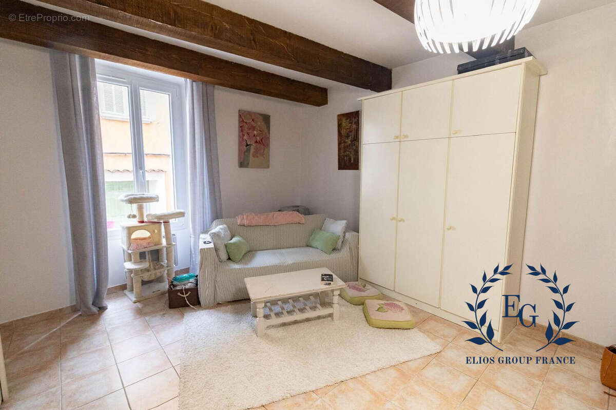 Appartement à BARJOLS