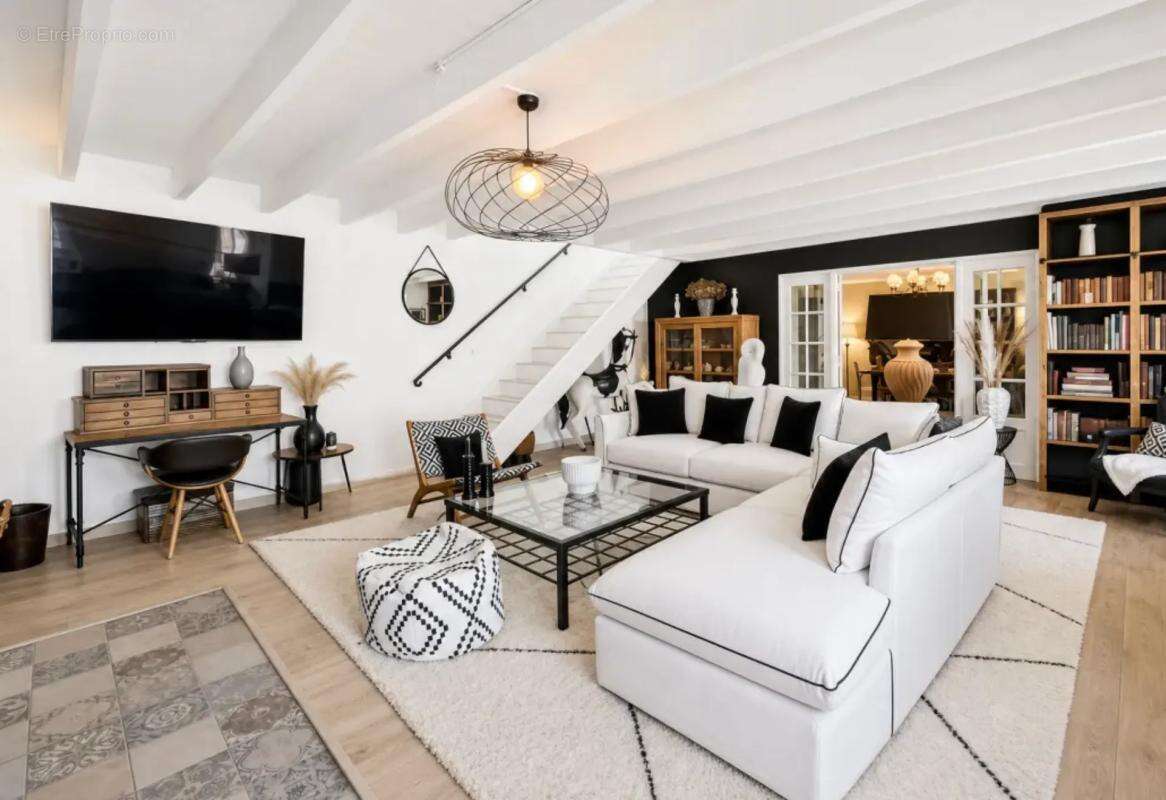 Maison de 7 pièces de 235 m² à Le Mené - photo 7