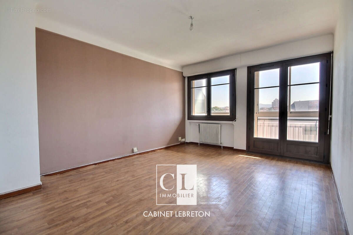 Appartement à MARSEILLE-10E