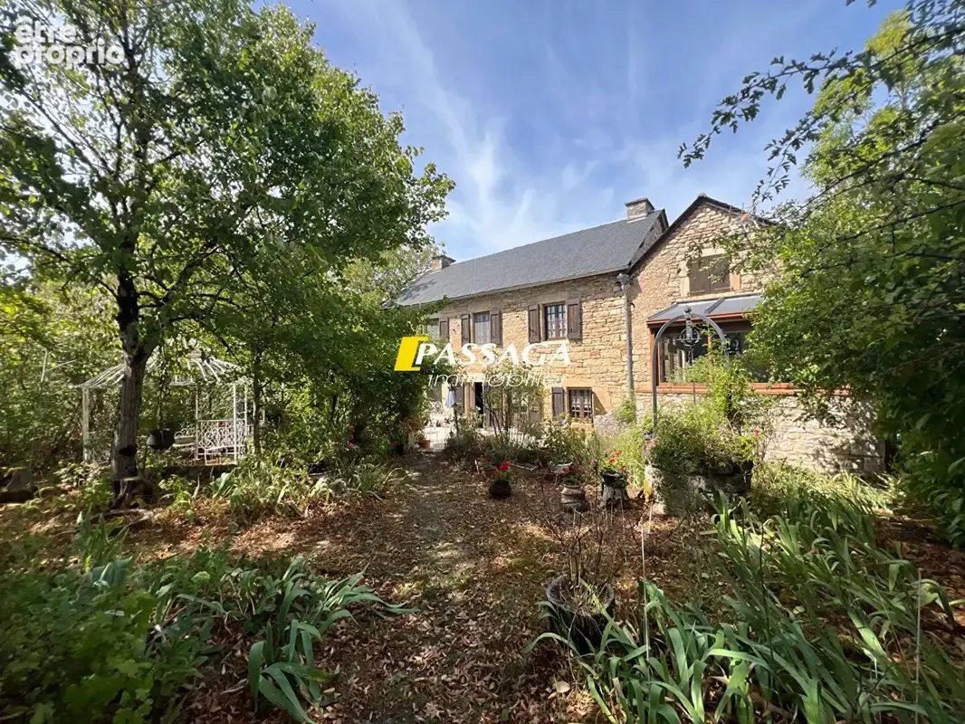 A VENDRE - Maison traditionnelle de caractère avec terrain - PALMAS D'AVEYRON - photo 2