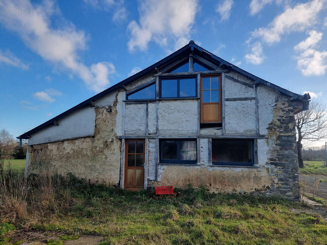 Maison à CORPS-NUDS