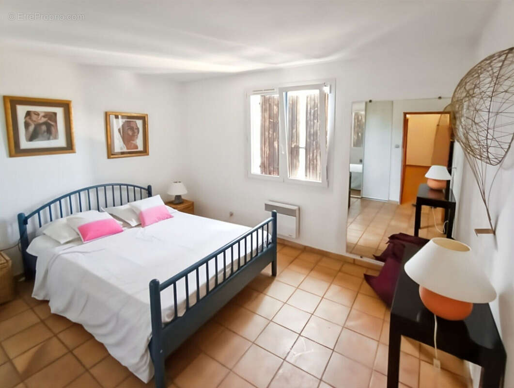 Maison à ENSUES-LA-REDONNE