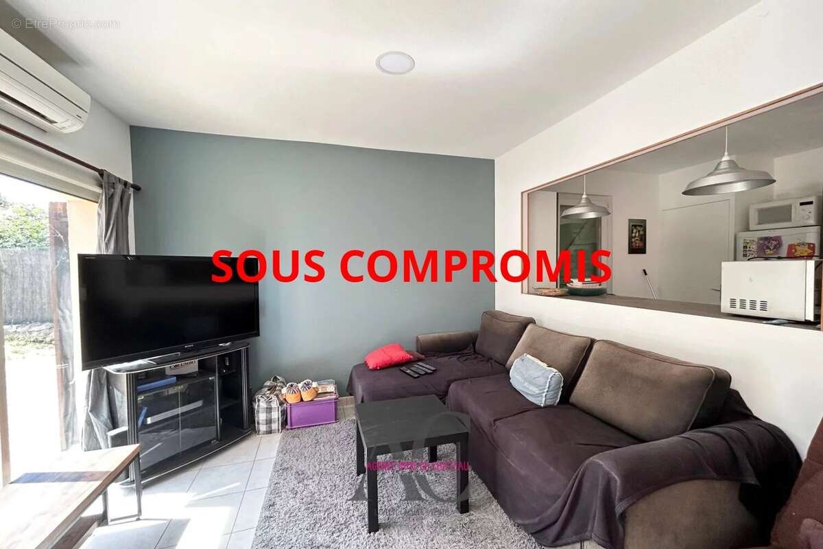 Maison à REGUSSE