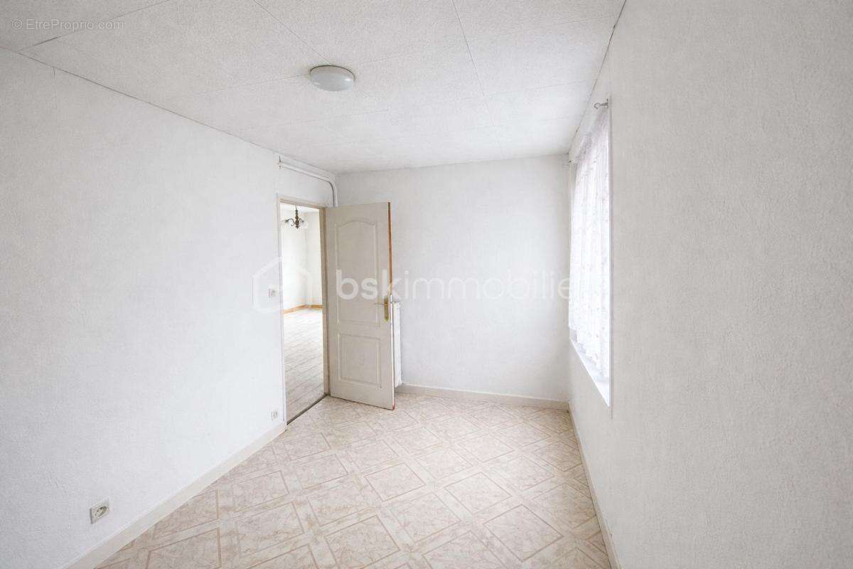 Appartement à CLICHY-SOUS-BOIS