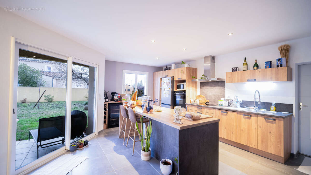 Maison à MALATAVERNE