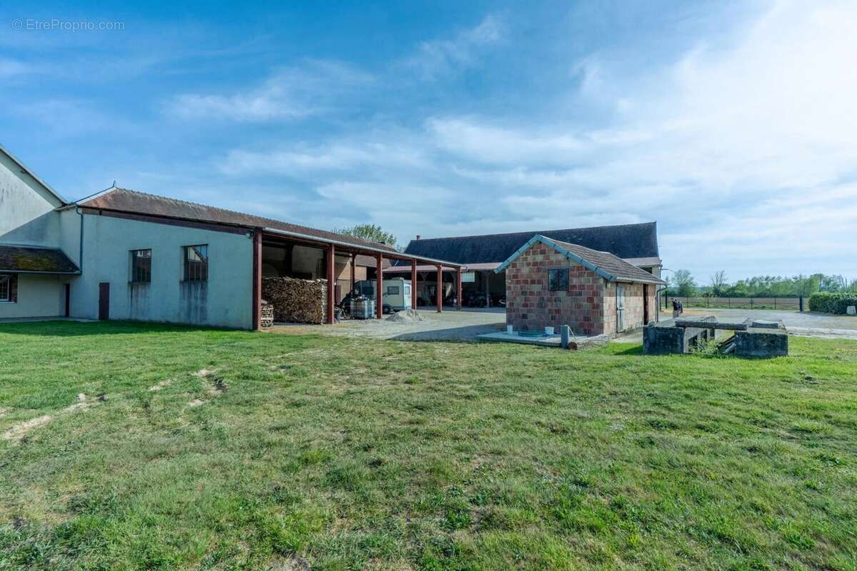 Maison 235 m² à Chessy-Les-Pres  - photo 9