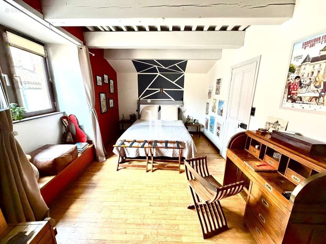 Appartement à AUBENAS