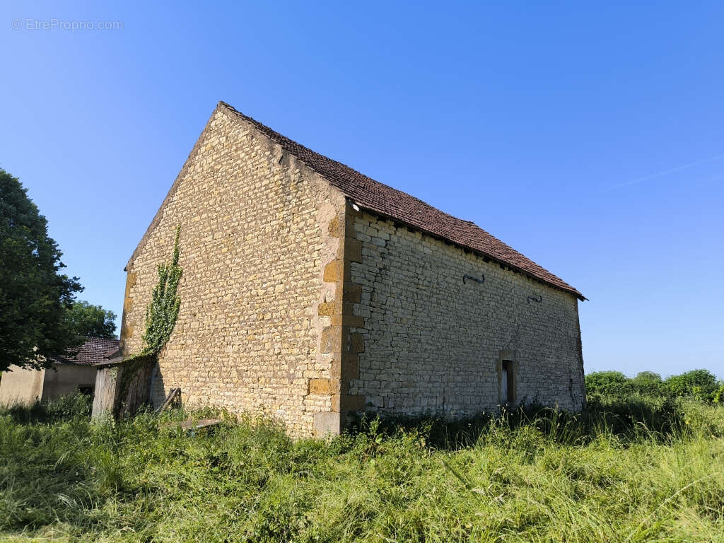 Corps de ferme a rénover entre corbigny et vézelay - photo 7