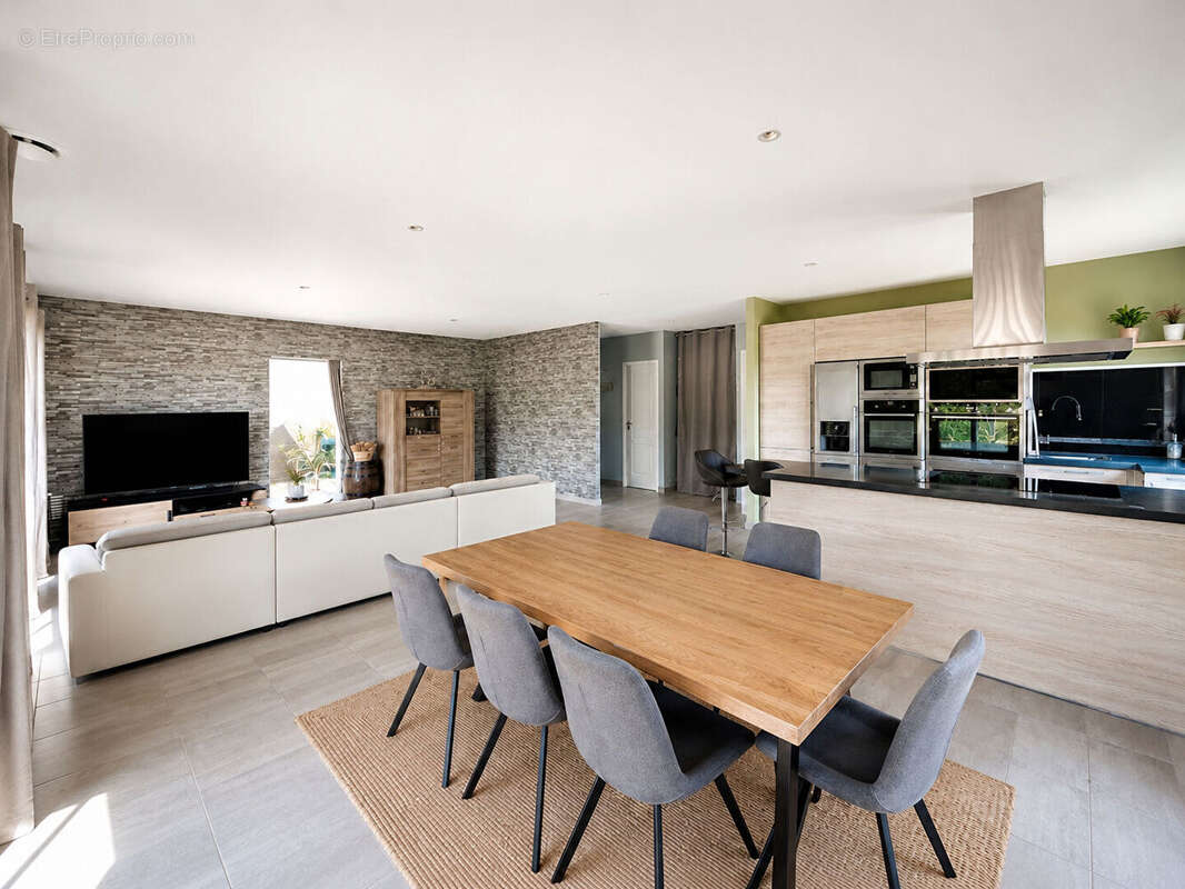Cauzac - Maison contemporaine de plain-pied dans un cadre privilégié - photo 7