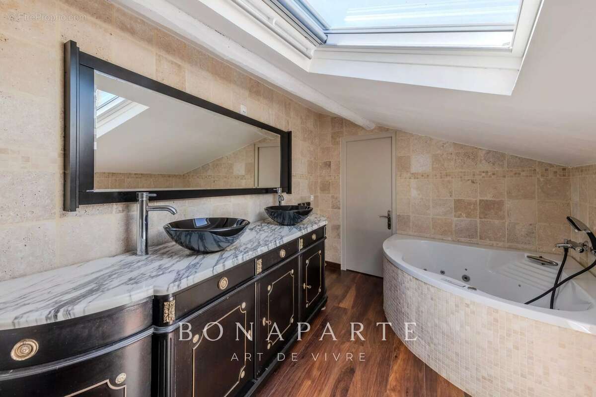 Propriété de caractère avec piscine, gîtes et dépendances - photo 9
