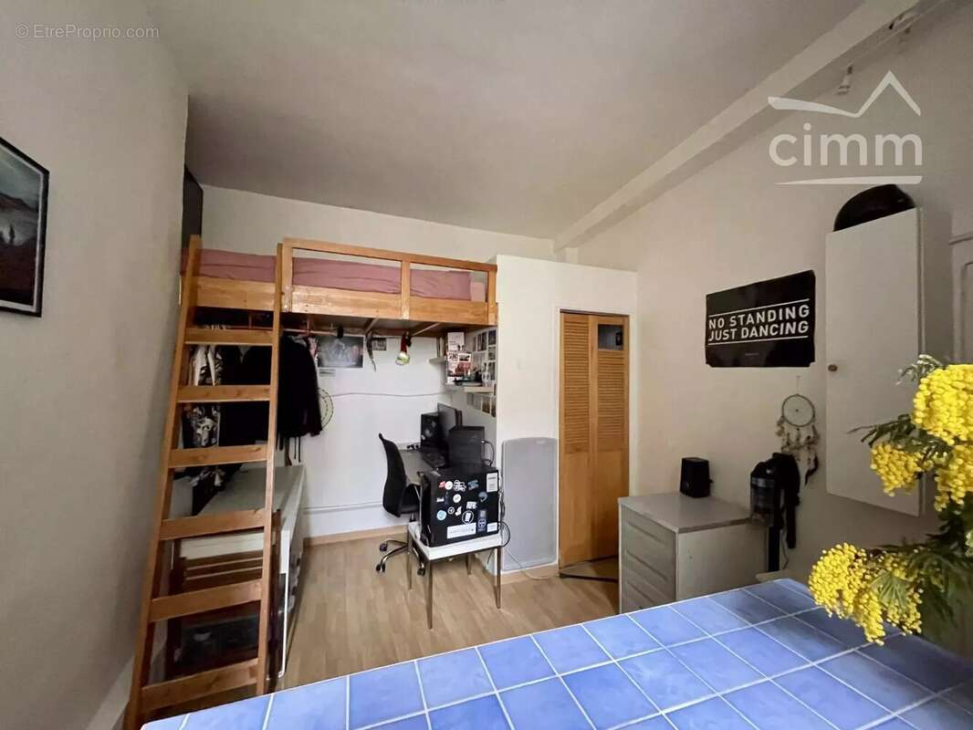 Appartement à PARIS-2E