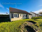 Maison à SAINT-PARIZE-LE-CHATEL