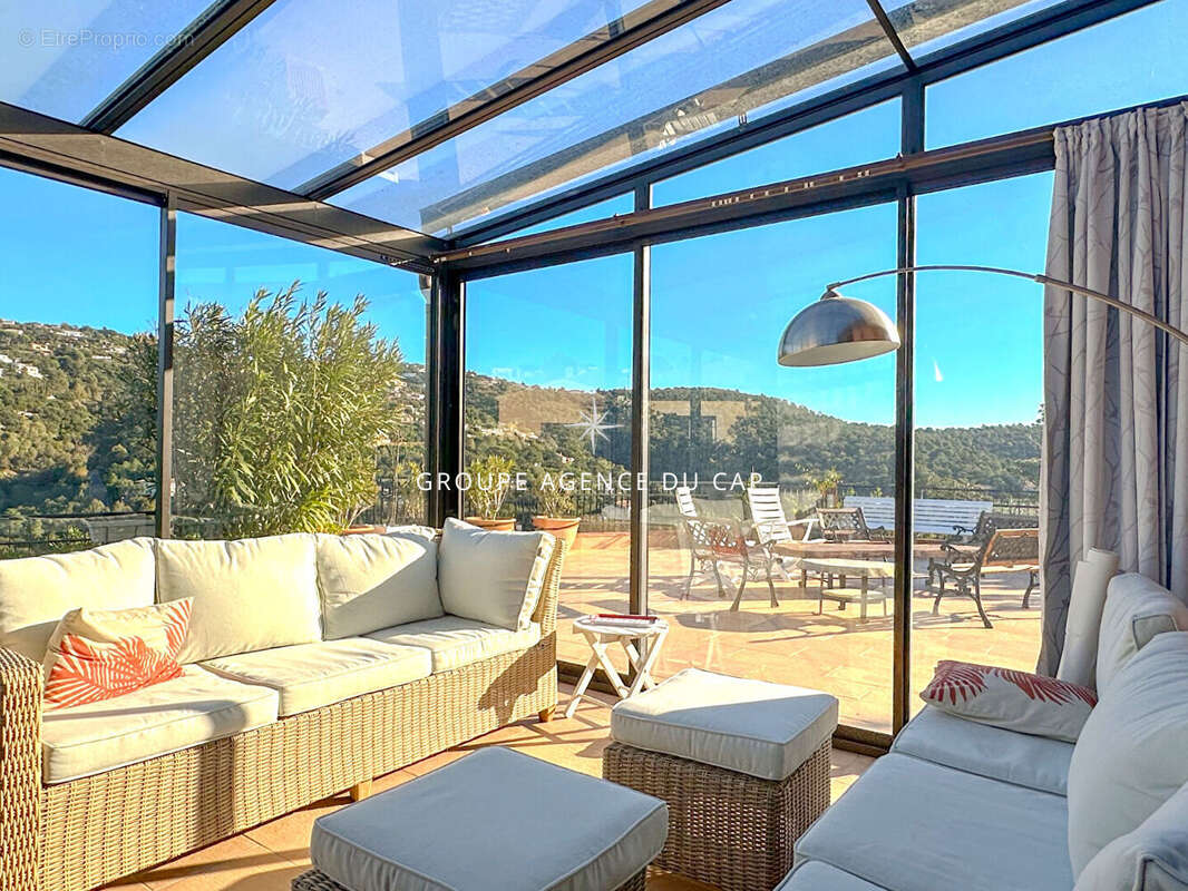 Maison à LES ISSAMBRES