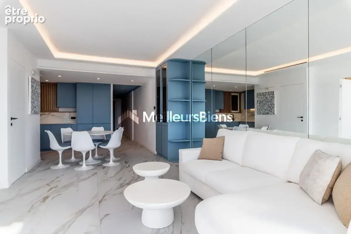 Cannes-Croisette, superbe appartement 4ème étage : 2 chambres, terrasse, vue mer - photo 8