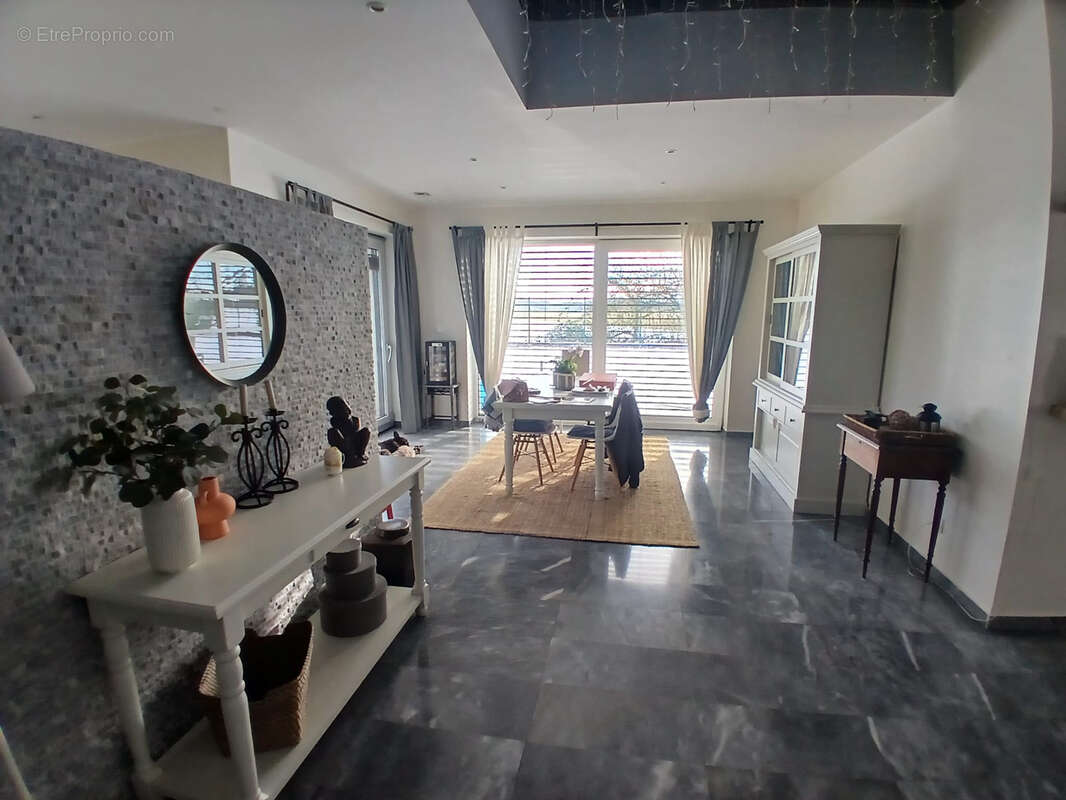 Commerce à WETTOLSHEIM