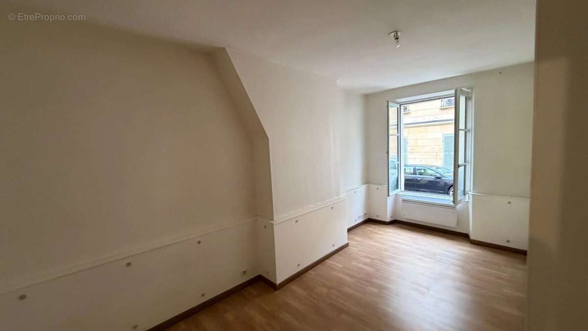 Appartement à VERSAILLES