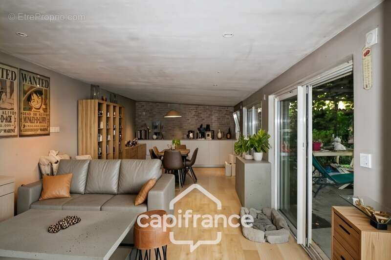 Appartement à SAINT-MARCEL-LES-VALENCE