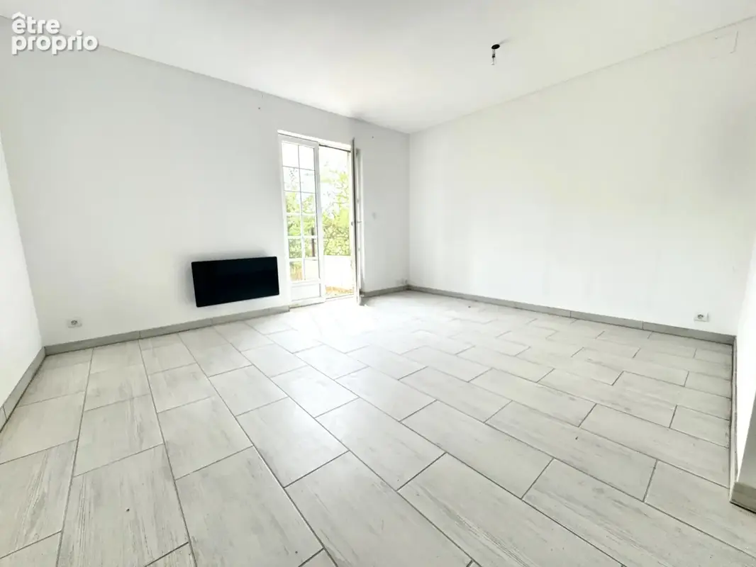 Maison individuelle à finir - 3P - 70m2 - 2 chambres et 21ares de terrain arboré ! - photo 5