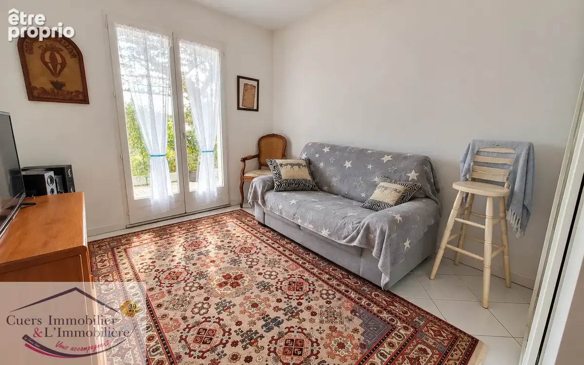 CUERS, VILLA T4/5  de plain-pied - photo 9