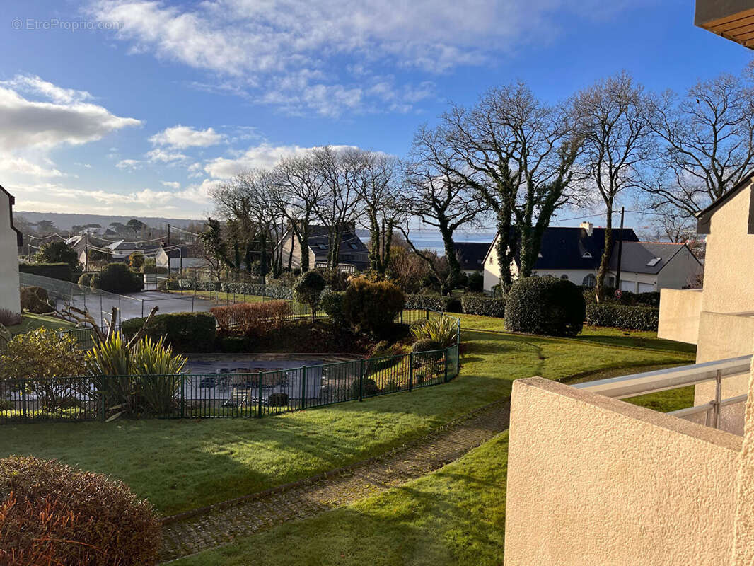 Appartement à LE RELECQ-KERHUON