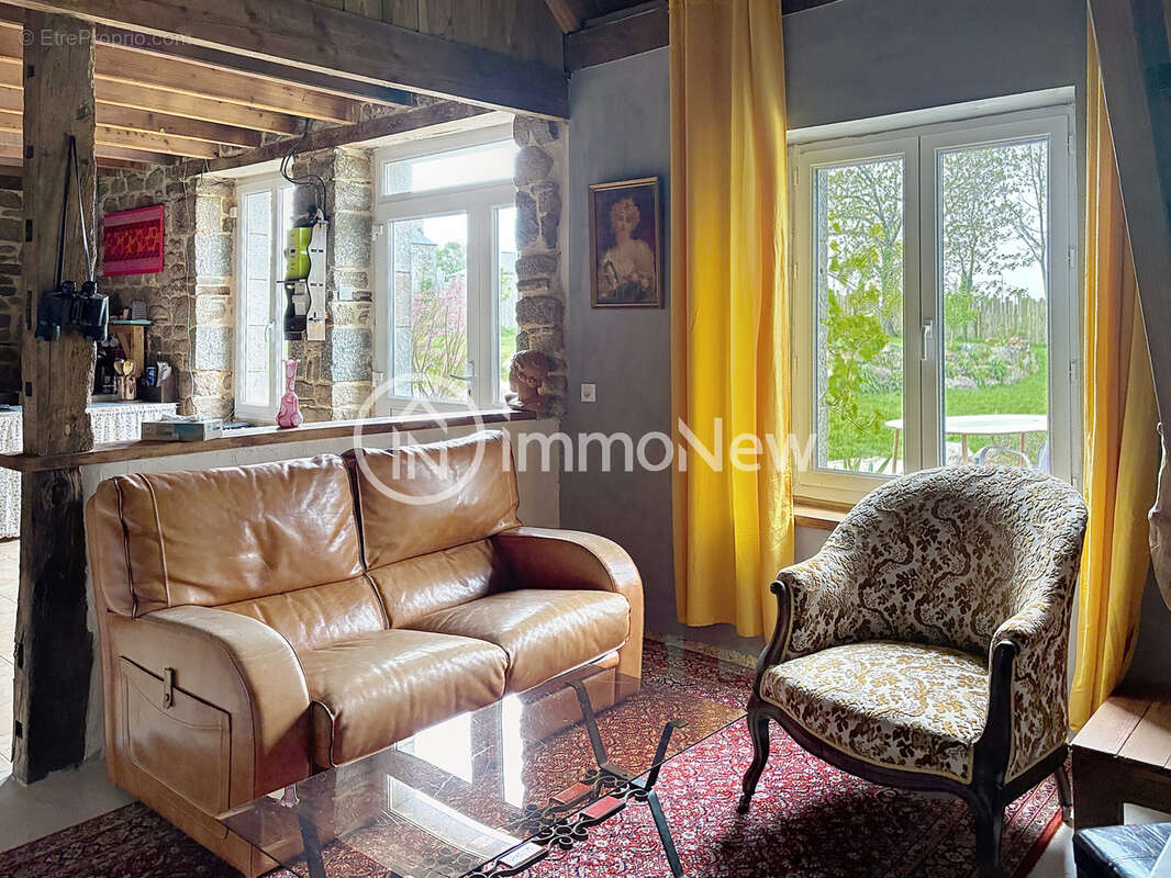Longere en pierre 108m2 sur 2097m2 - photo 6
