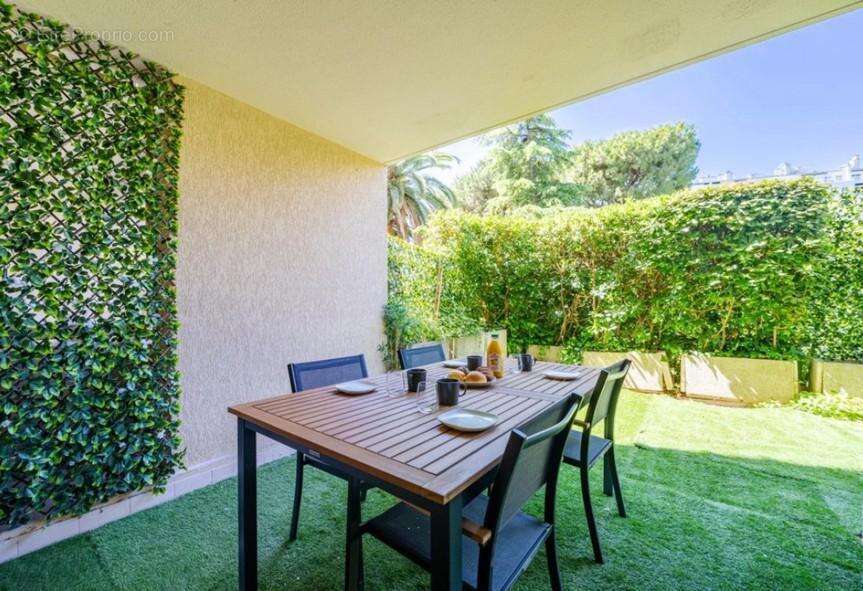   - Appartement à NICE