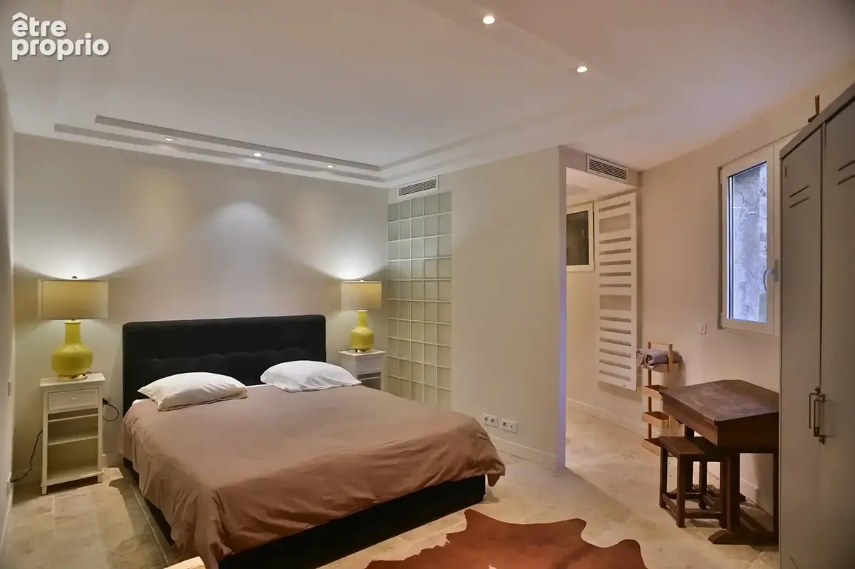 CANNES - Propriété située dans le quartier Californie - Piscine - photo 22