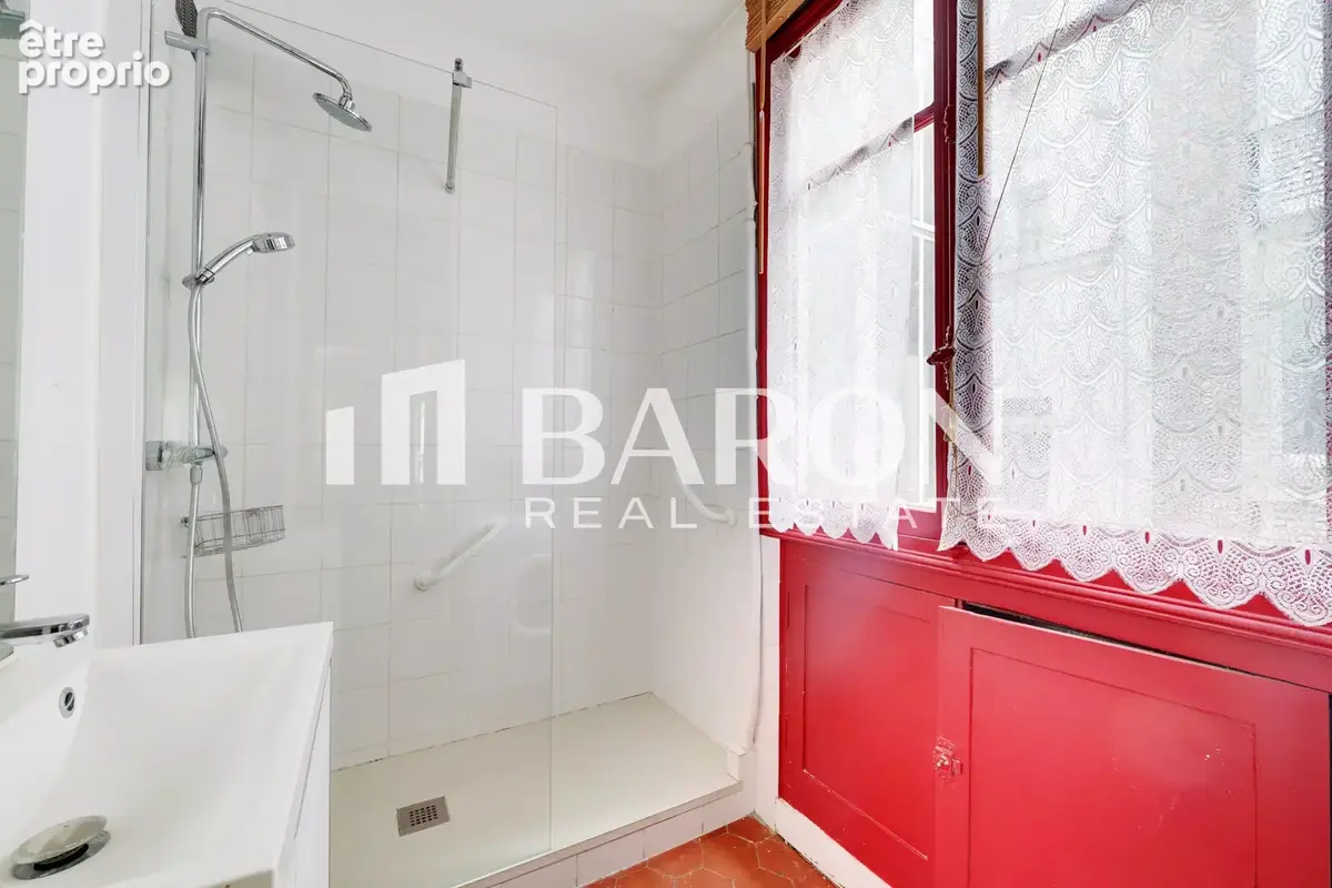 PARIS XVIIᵉ - 60 m² - 3 pièces, 1 chambre - photo 12