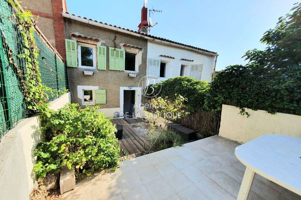 Maison à SAINT-MAXIMIN-LA-SAINTE-BAUME